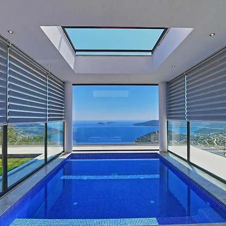 Lacivert Kalkan