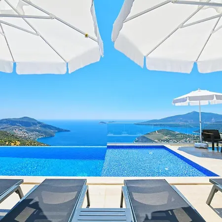 Lacivert Villa Kalkan